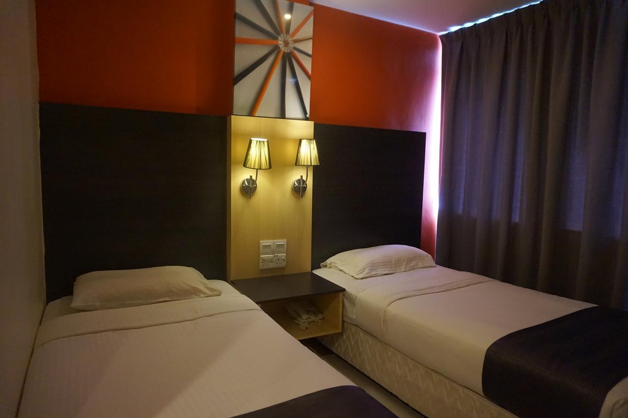Oyo 786 The Citilite Hotel Kuantan Extérieur photo